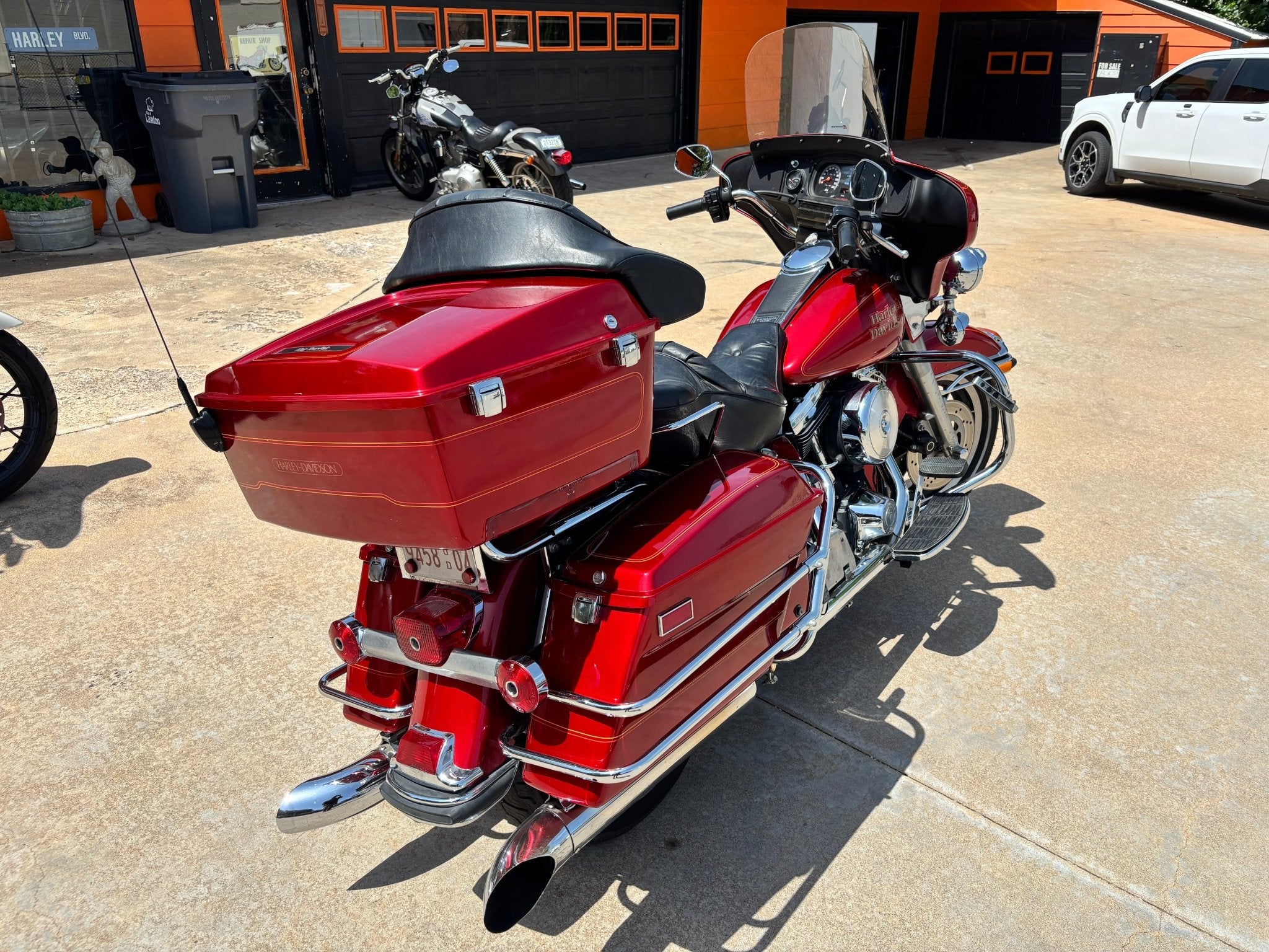 1990 Harley Davidson Electra Glide Classic - The Chrome Link Cycles