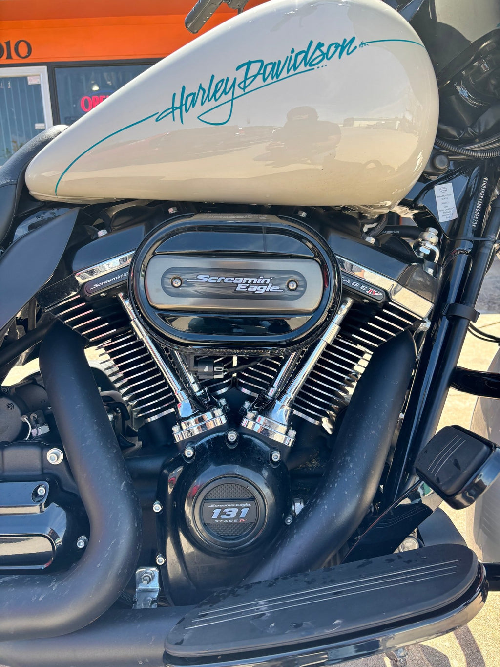 2022 Street Glide Special - The Chrome Link Cycles