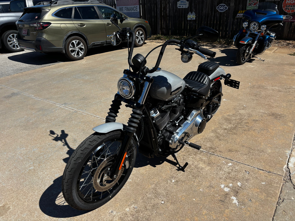 2025 Street Bob 117Ci M8